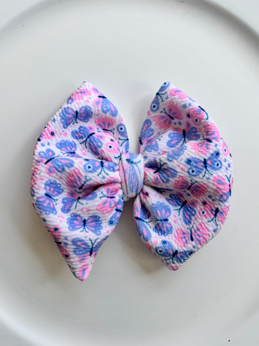 Give Back Bow | Maddie Belle